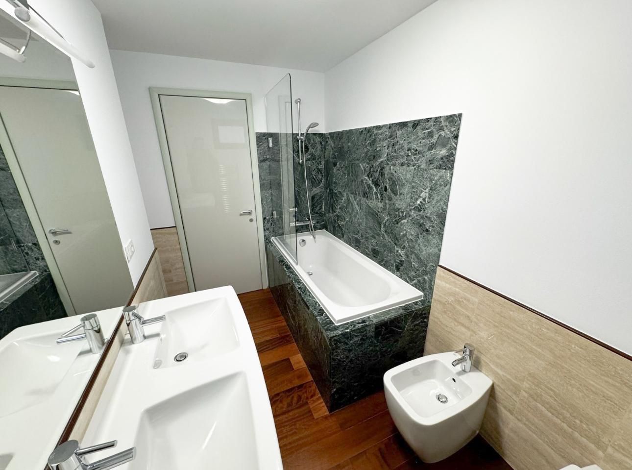 Eleganță Panoramică la Kiseleff – Apartament Luxos cu 3 Camere și Vederi Urbane - Poză 10