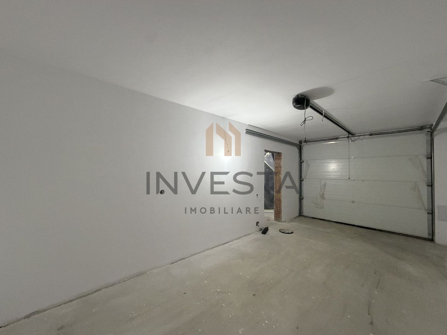 Duplex nou de 210 mp cu garaj si terasa panoramica, Andrei Muresanu - Poză 2