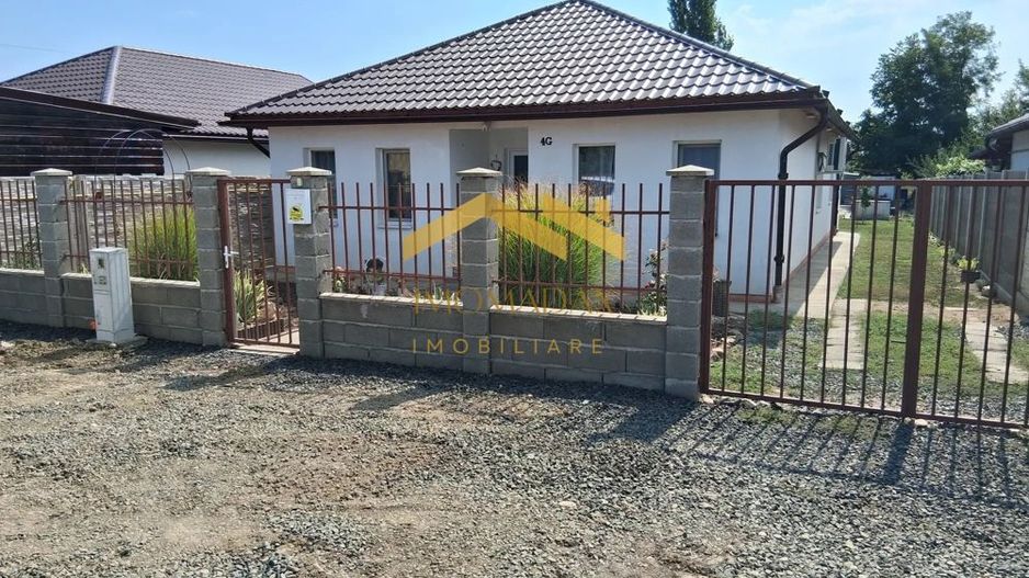 -Casa Individuala - 4 camere -teren generos - - Poză 2