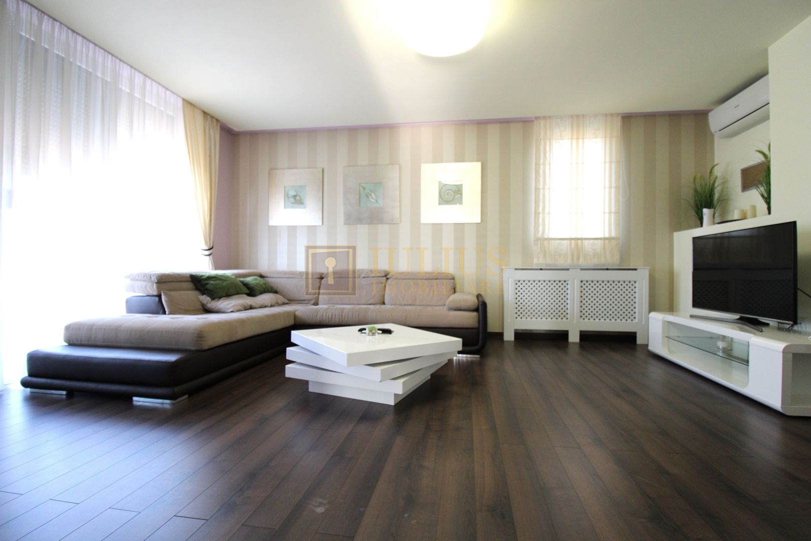 PENTHOUSE zona Braytim, terasa de 50mp, strada secundara foarte linistita! - Poză 2