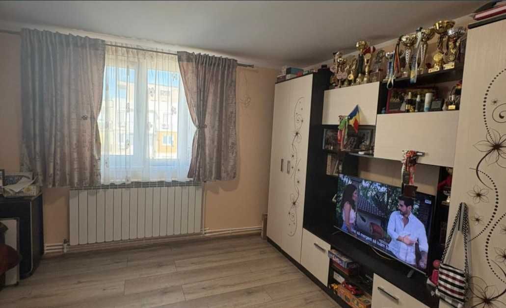 Apartament 2 cam dec Micro 21,et 10 - Poză 1