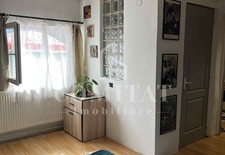 Apartament la curte | Zona Andrei Mureșanu - Poză 3