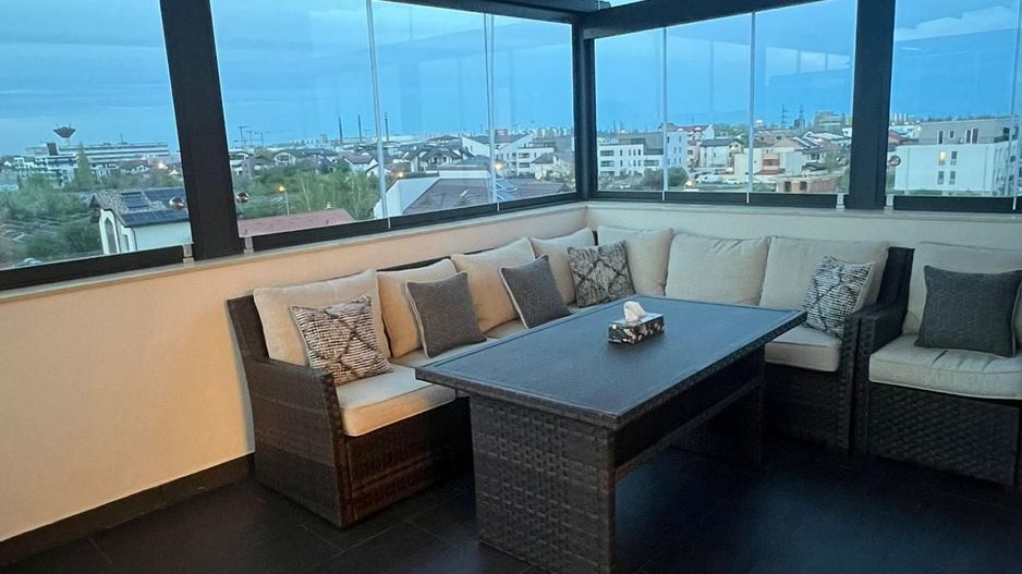 3 CAM MOBILAT SI UTILAT ULTRAMODERN CU TERASA ZONA TRAPEZULUI - Poză 4