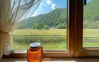 Vila superba 300mp + teren 1400mp & front la rau in Somesul Rece. - Poză 30