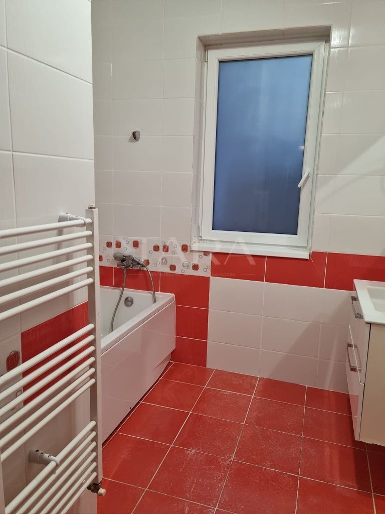 Apartament cu 3 camere, parter înalt, Florești. - Poză 6