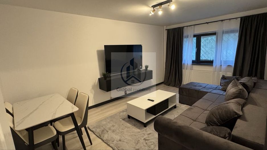 Apartament 3 camere de inchiriat ZONA PIATA APUSULUI - Poză 1