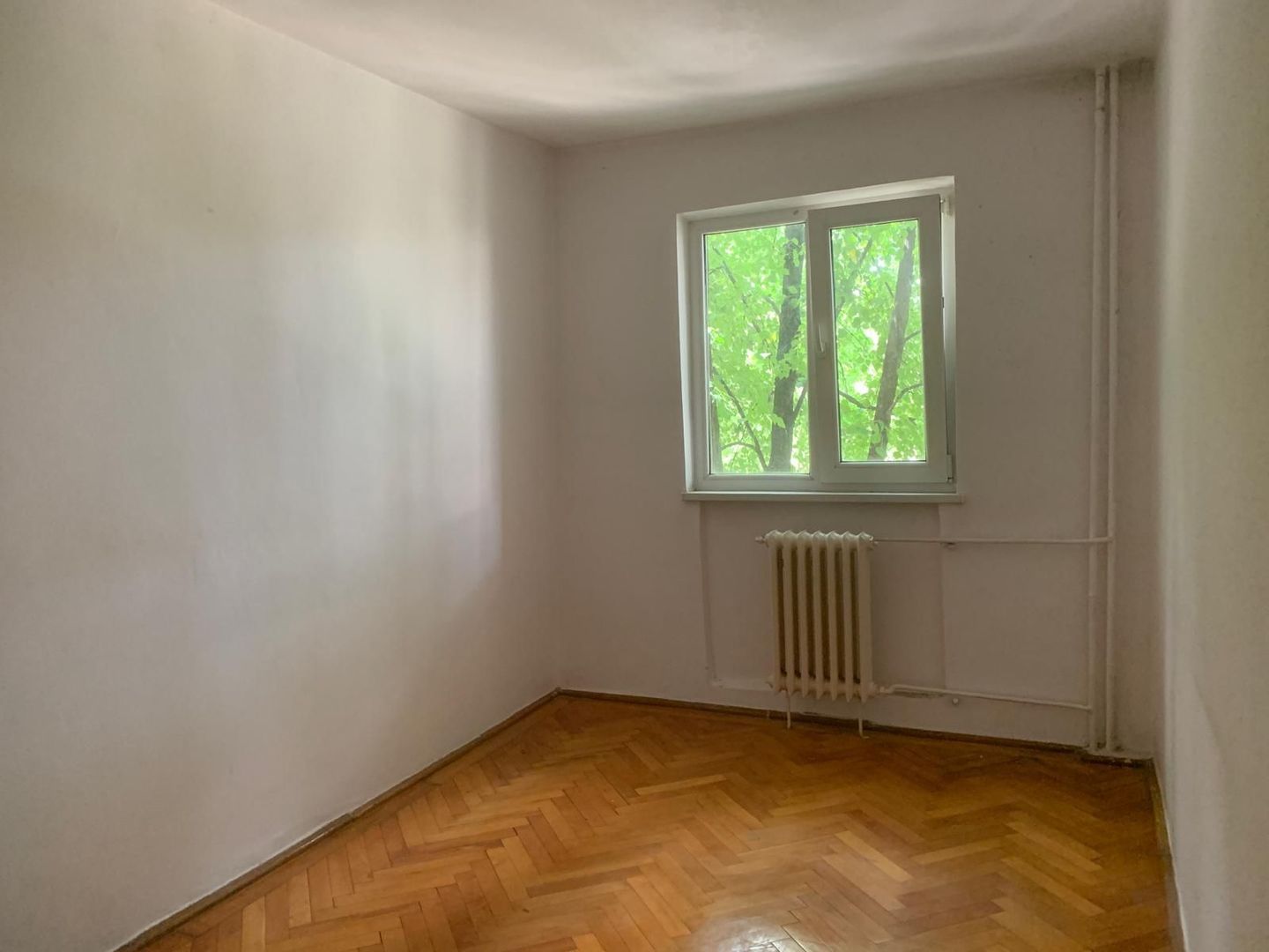 Apartament de 2 camere, 38 mp , et. 2 in Calea Sagului - Poză 4