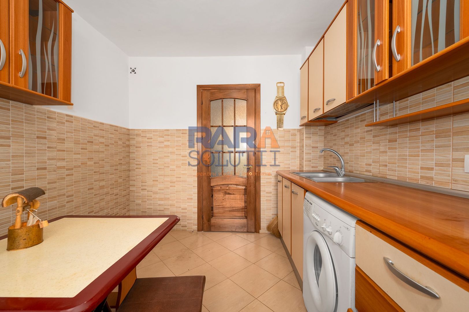 Apartament cu 3 camere, două băi, 77 mp - Poză 5