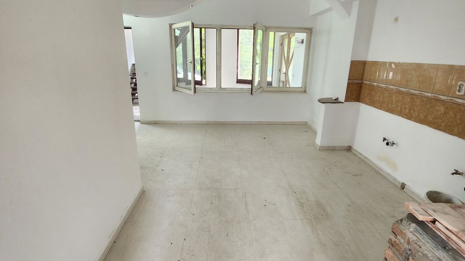 Casa P+M cu teren generos-Remetea - Poză 3