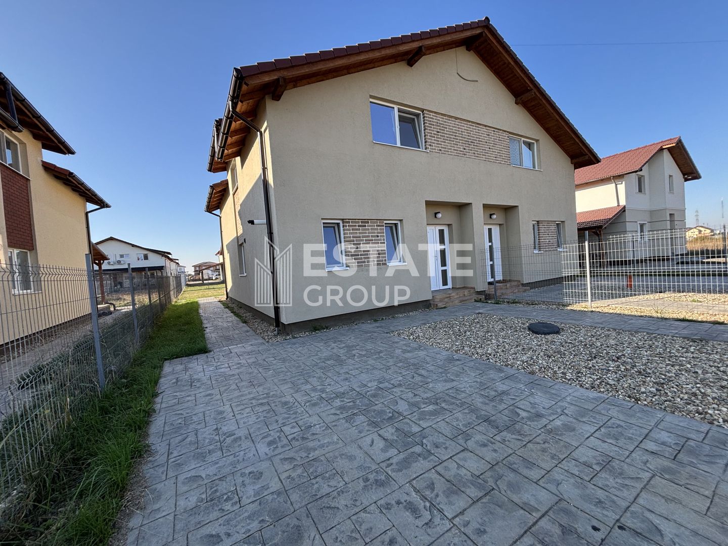 Duplex cu 4 camere in Mosnita Noua - Poză 13
