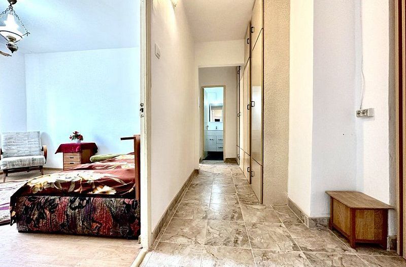Apartament cu 4 camere zona Aradului - Poză 12