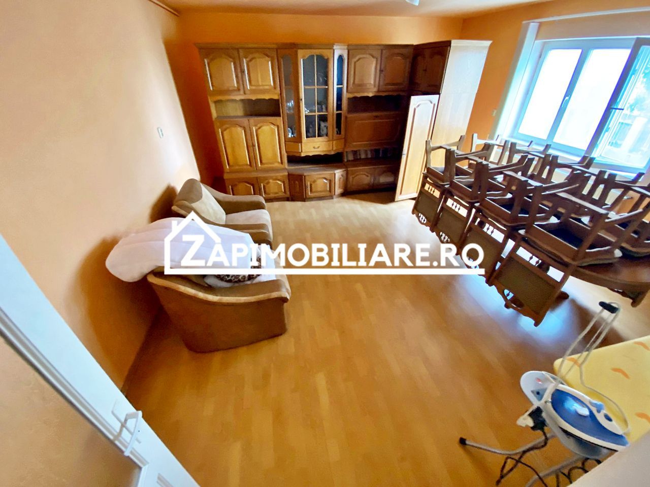 Ungheni - Casa 5 camere, 240mp, teren 1390mp, - Poză 3