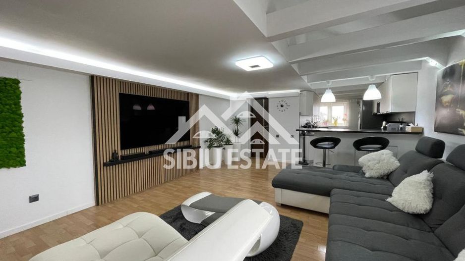Apartament de vanzare, cu 4 camere,  82.4 mp. -Calea Cisnadiei (Ciresica) - Poză 11