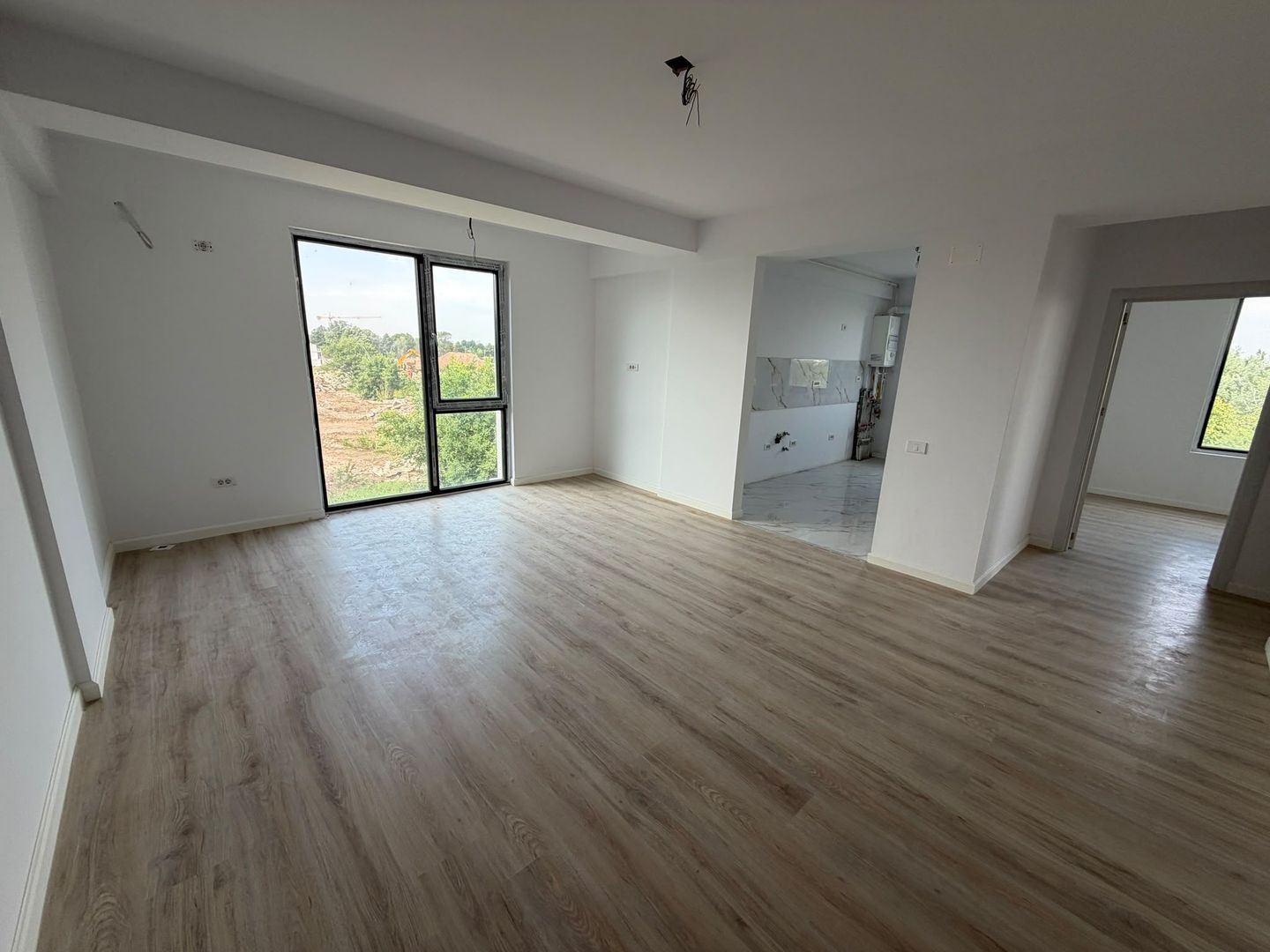 AP. 3 CAMERE - MUTARE IMEDIATA, LOC PARCARE, BOXA SUBSOL, COMIS 0% - Poză 1