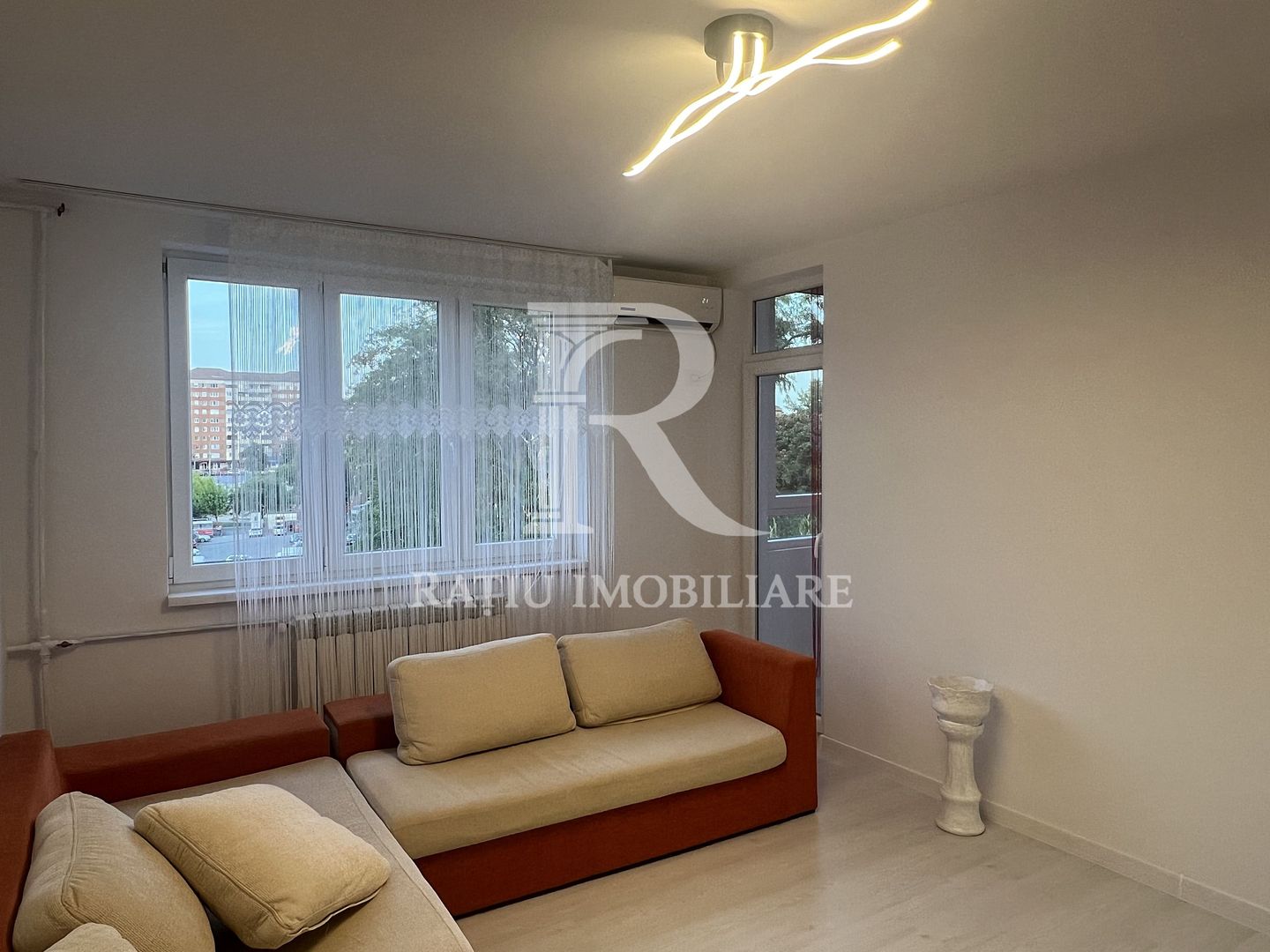 Apartament cu 2 camere | Strada Iza | Rogerius | Oradea - Poză 5