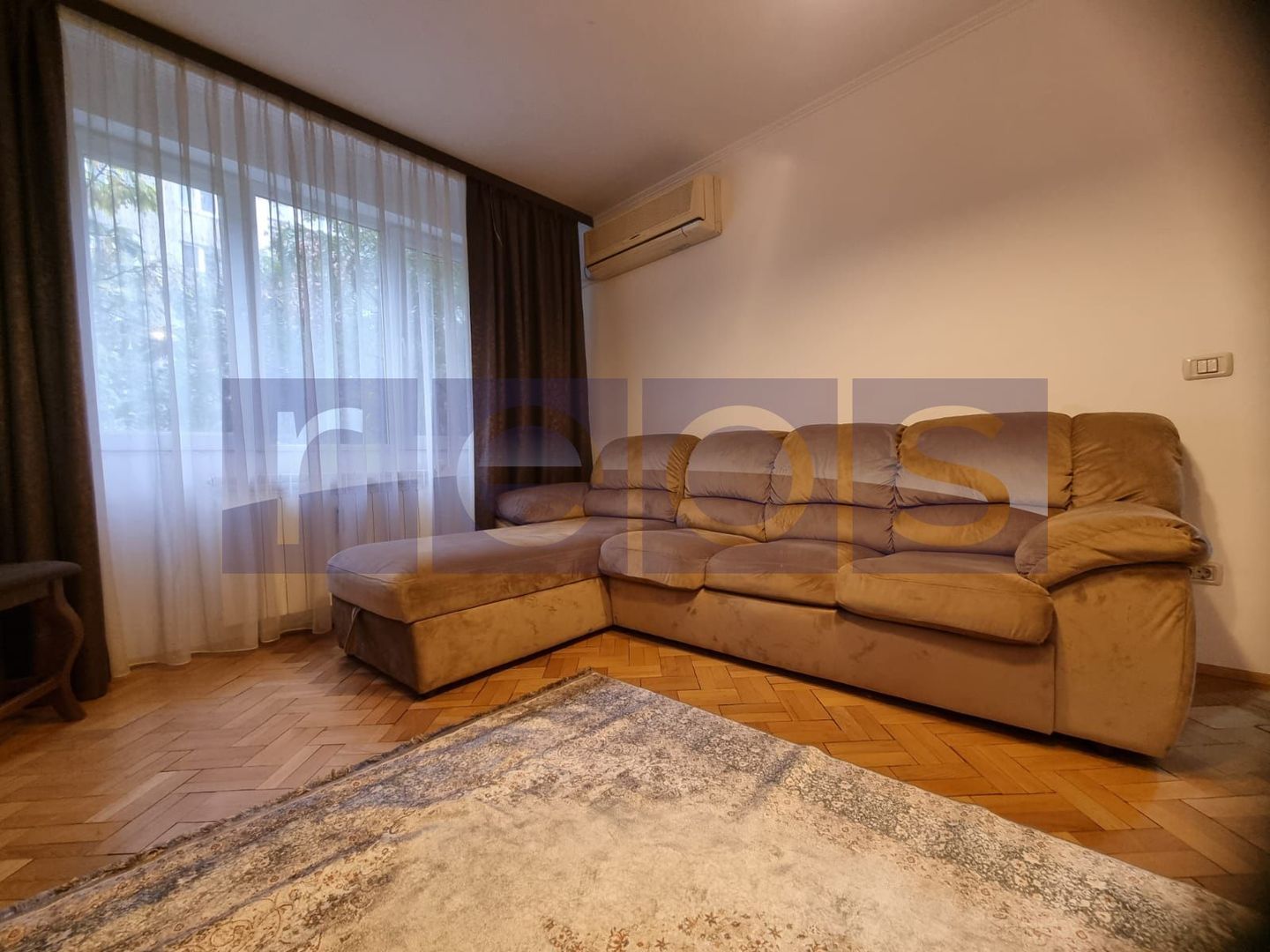 VANZARE 3 CAMEE TINERETULUI -SEMIDECOMANDAT - Poză 1