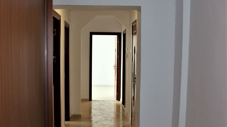Apartament 2 camere decomandat Aleea Harniciei 63 m² - Poză 4