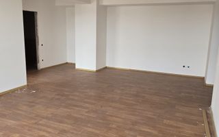 Apartament 106 mp. - Poză 2