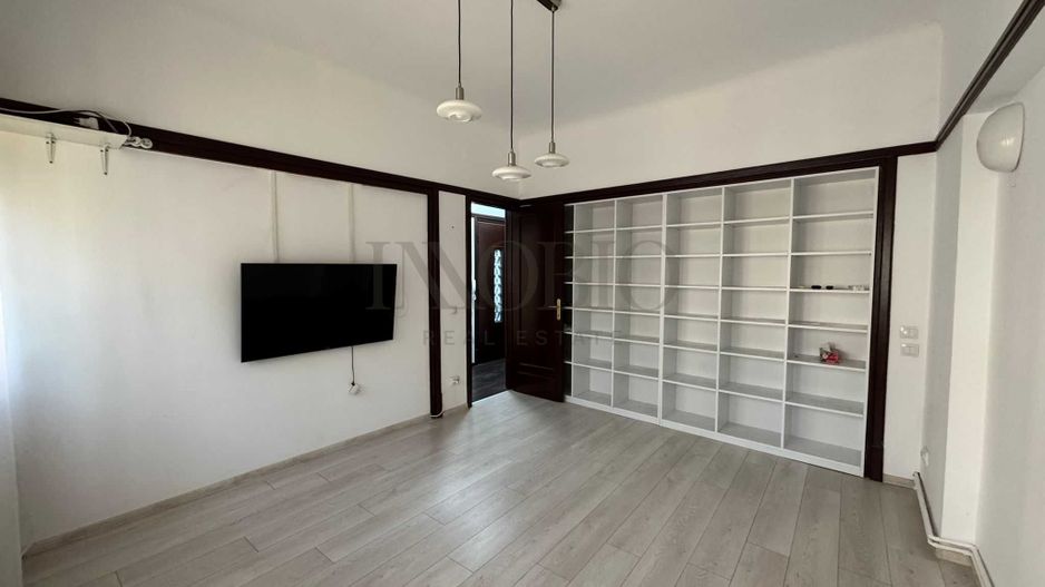Apartament 5 camere in imobil Art-Deco recondiționat | Sala Radio - Poză 1