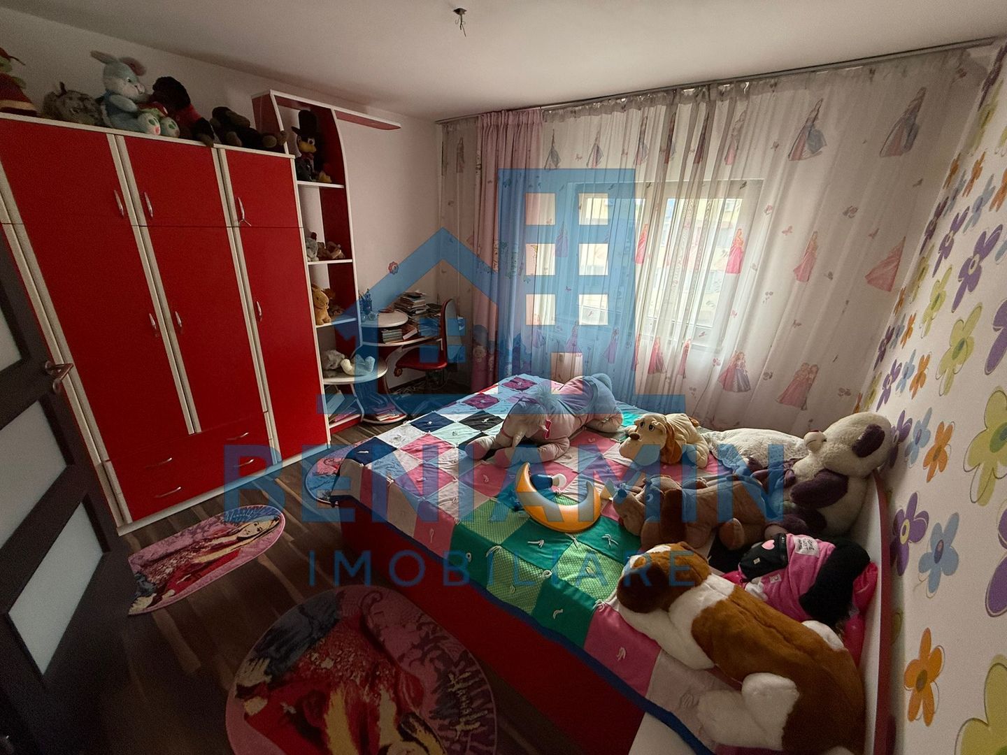 4 Camere Etaj 2 George Enescu Foarte spatios Liber 96mp An 1984 - Poză 6