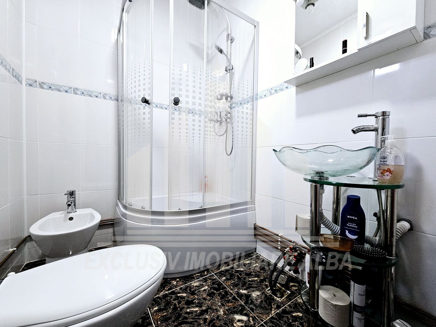 Casa individuala de vanzare in Barabant - Poză 6