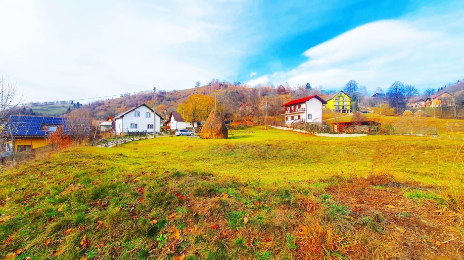 Bran Moeciu, pretabil pensiune sau dezvoltare imobiliară - Poză 1