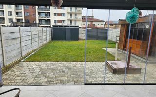 Casa mobilata cu curte de inchiriat - Poză 1