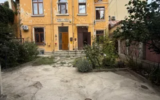 Apartament cochet vila edificata in perioada interbelica - Poză 16