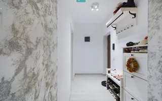 Apartament modern cu 3 camere și curte privată generoasă – Dumbrăvița - Poză 11