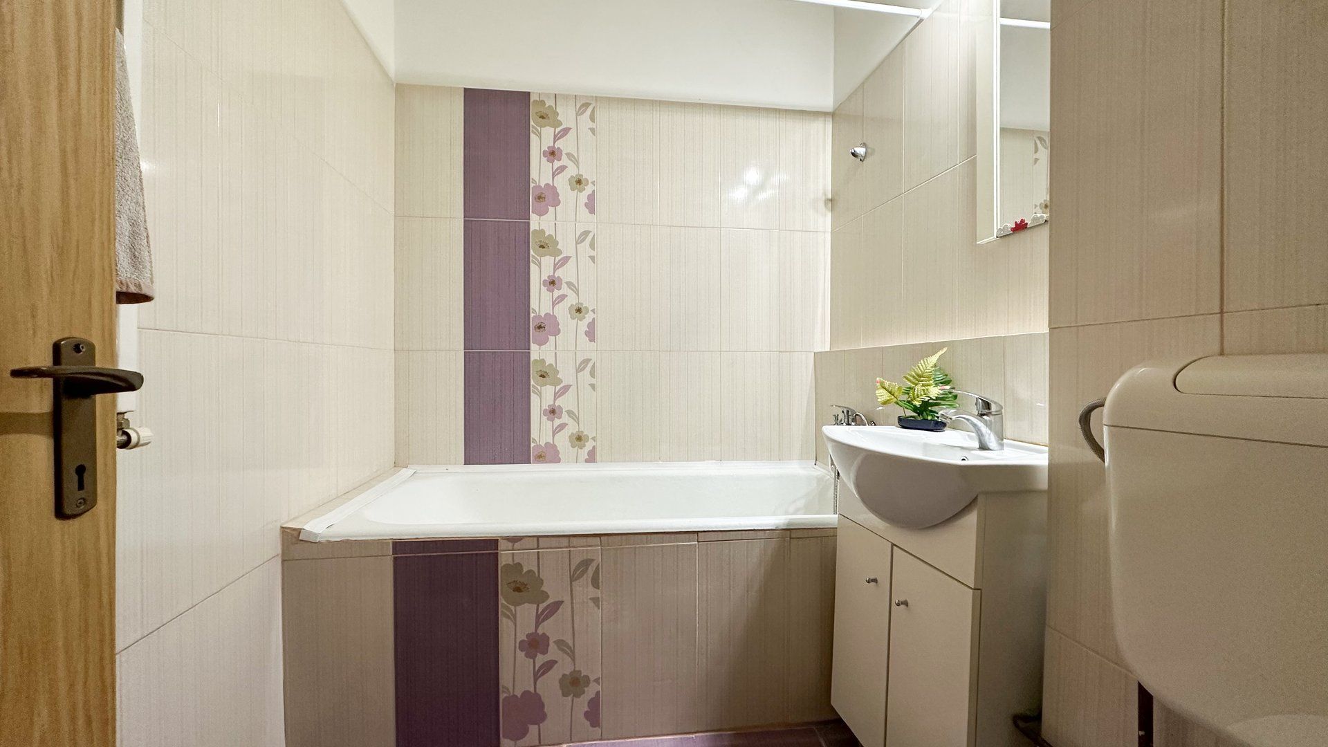 Garsoniera cu apusul în balcon, la 2 min metrou - Poză 8