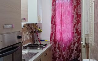 Ag EUROPA vinde ap 2 cam RENOVAT 44mp la etajul 1 în Micro 14 - Poză 5