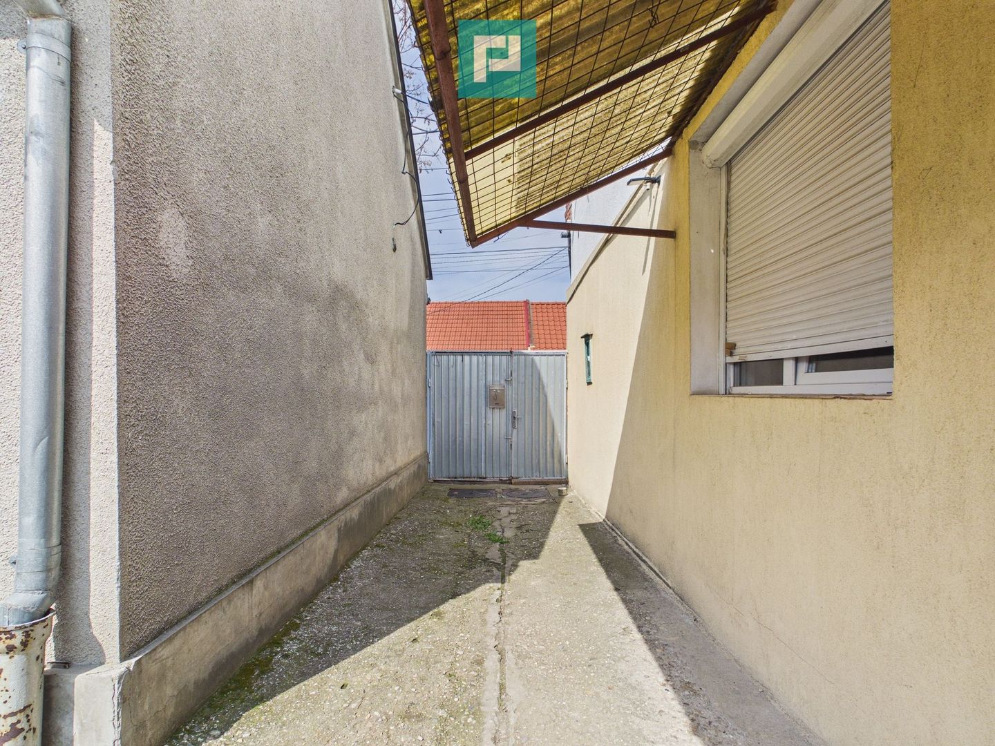 2 case separate + curte 1400 mp – Zona Dâmbovița - Poză 23