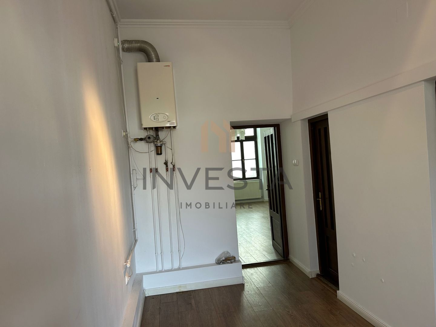 Apartament 1 camera decomandata, in Centru, langa Tribunal! - Poză 4