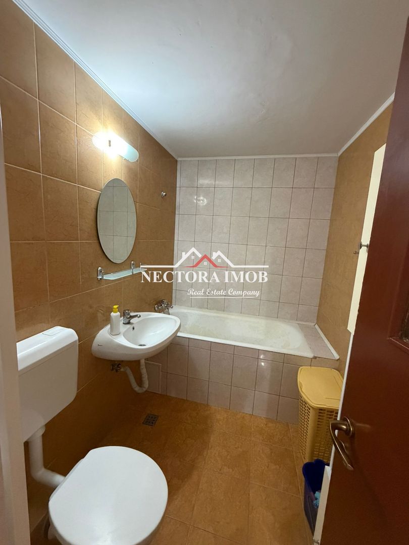 NECTORA IMOB-Apartament 3 camere, Str. Sf. Apostol Andrei, Etaj 2,65mp - Poză 14