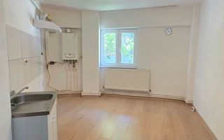 Apartament cu 2 camere, acces direct din calea de acces, zona CRUCEA GĂRII; - Poză 3