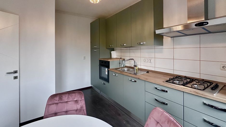 Apartament cu 3 camere de vânzare în Dumbravita - Poză 10