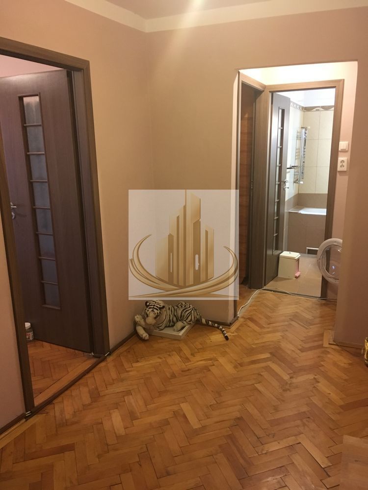 Apartament cu 2 camere de vânzare – Zona Aradului, Piața Verde - Poză 2