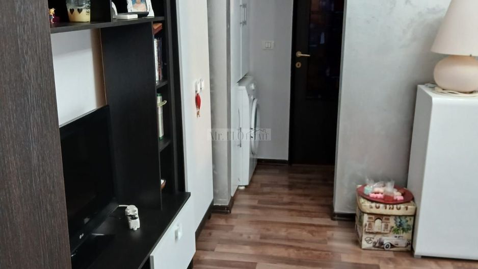 Apartament 2 camere cu 2 balcoane și pod – zona Torontalului - Poză 5