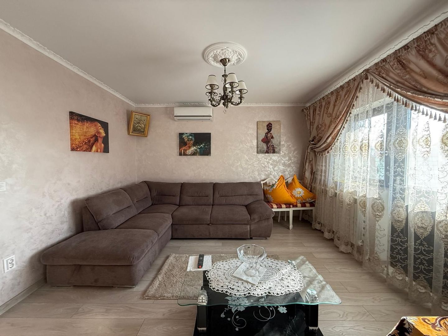 Apartament 1 camera mobilat modern,parter cu gradina CUG Valea Adanca - Poză 1