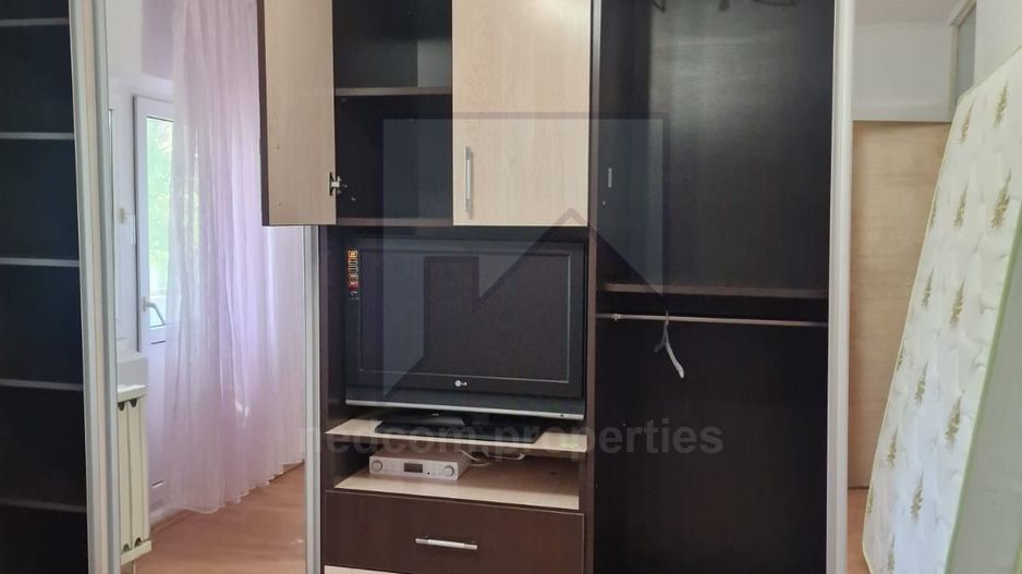 Vanzare apartament 3 camere Sebastian - Prosper - Poză 3