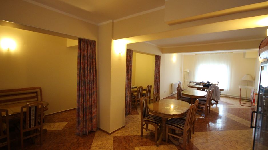 Vila  destinatie camin batrani - Poză 29
