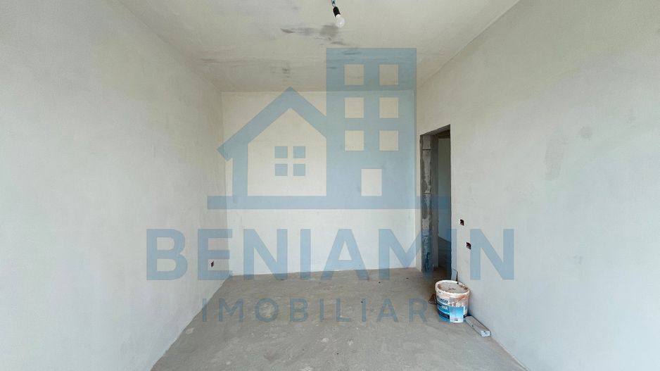 Casa-5 camere-P+1+P-147mp utili-600mp teren-Utilitati-Sanpetru - Poză 8