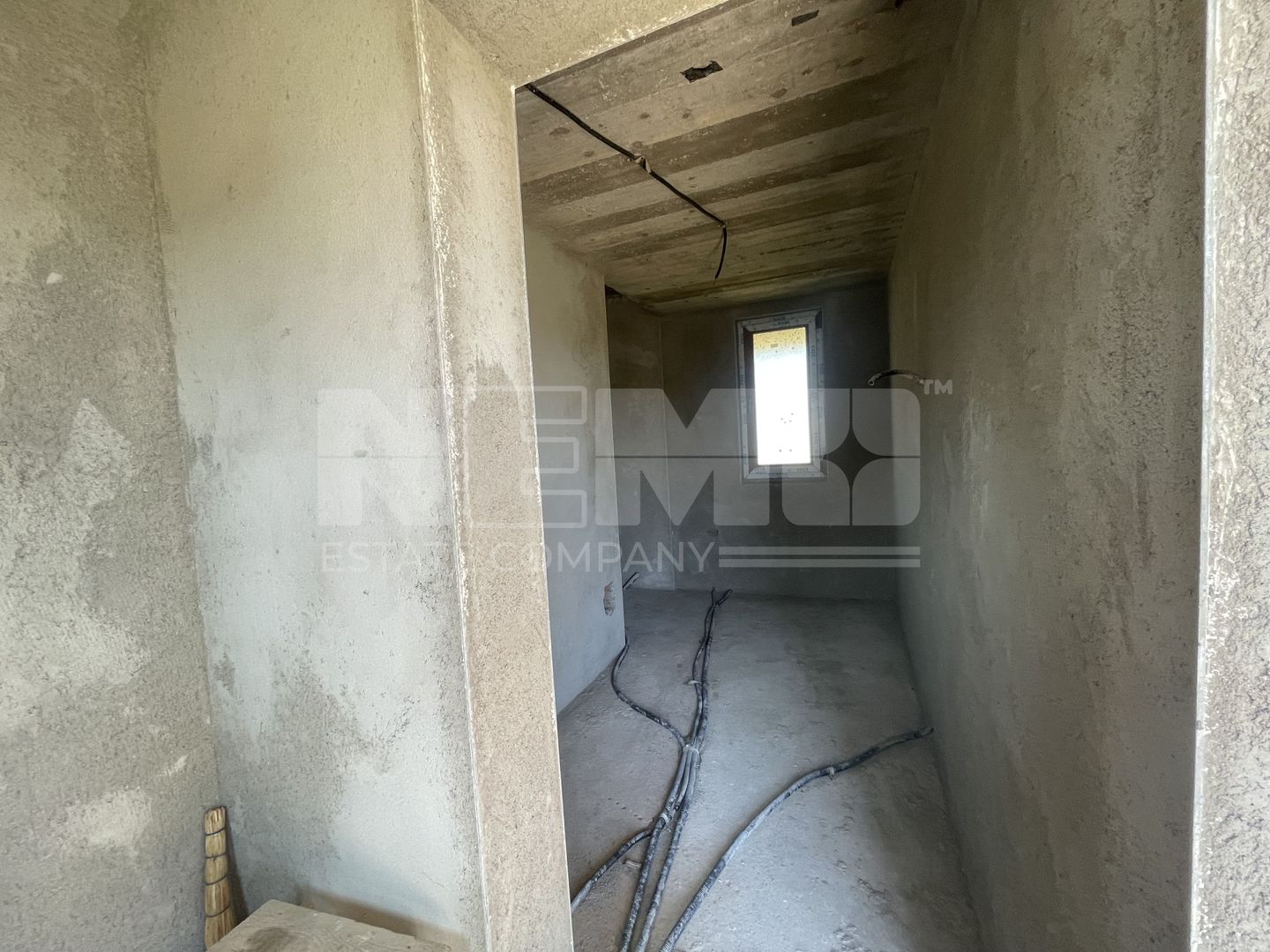 CASA LA ROSU DIN CARAMIDA + GARAJ I 12,5 ARI I VICOV DE SUS I - Poză 21