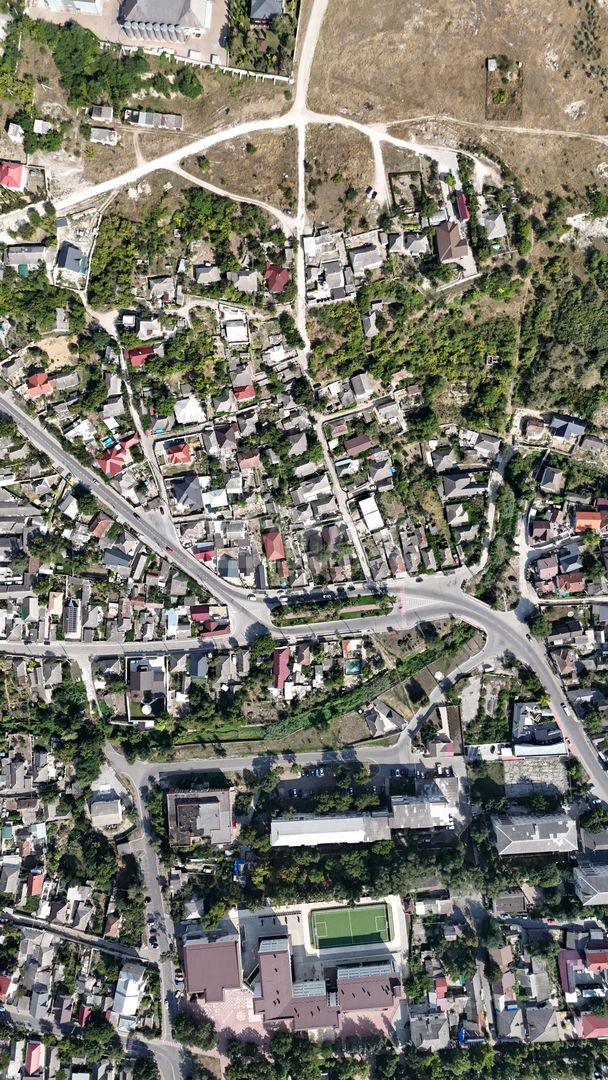 🏡 Teren pentru construcții în centrul orașului Orhei – Strada Eliberării 90 - Poză 4