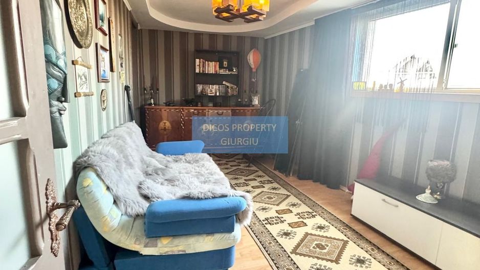 Casă de vânzare pe strada Tudor Vladimirescu - Poză 11