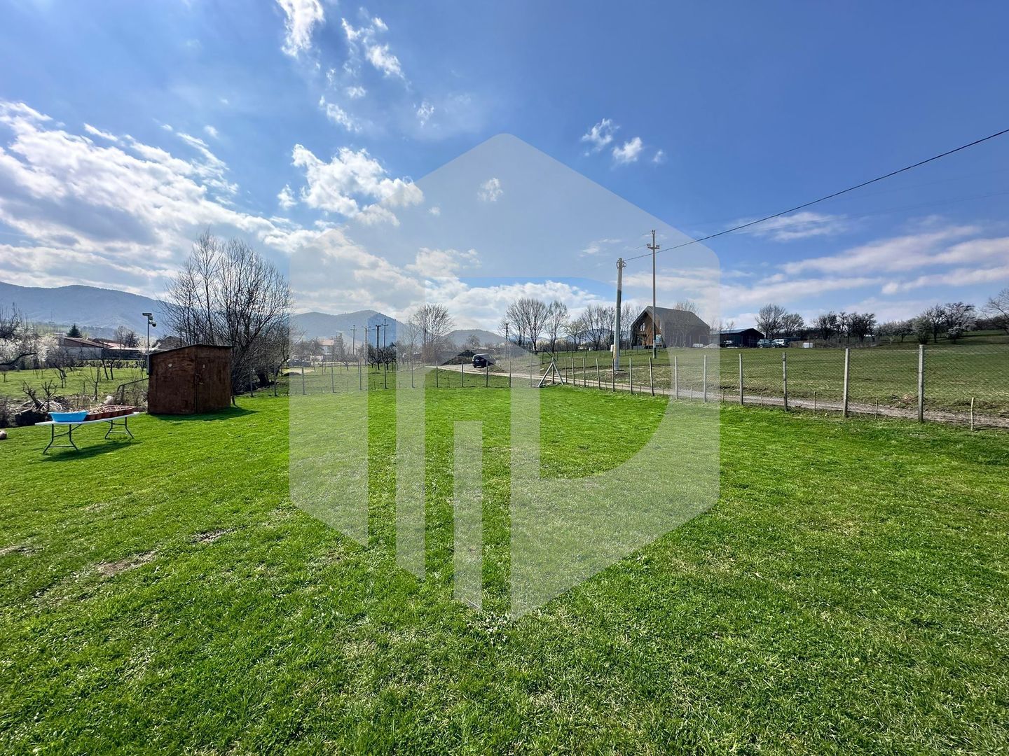 Creează-ți propriul paradis: Terenul cu potențial nelimitat te așteaptă - Poză 2