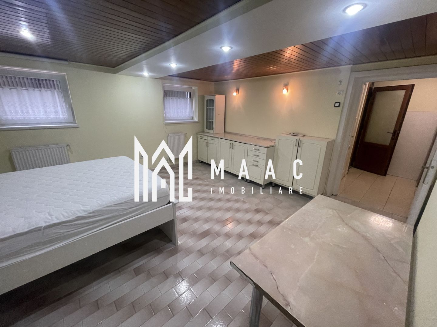 Garsonieră de închiriat | Central Sibiu | 45 mp, mobilată - Poză 1