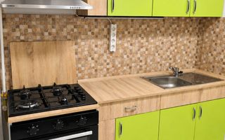 Închiriez apartament 2 camere – Cornișa, lângă campusul studențesc | Etaj 2 | Complet mobilat și utilat - Poză 3