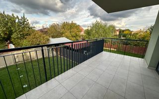 Apartament in vila cu curte-  Dumbravita - Poză 2