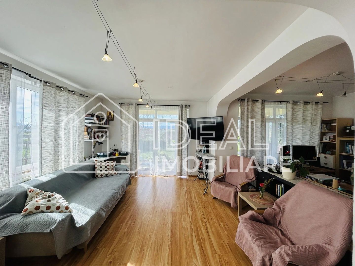 Casă individuală mobilată și utilată | 4 camere | Teren 490 mp | Priveliște spre - Poză 6